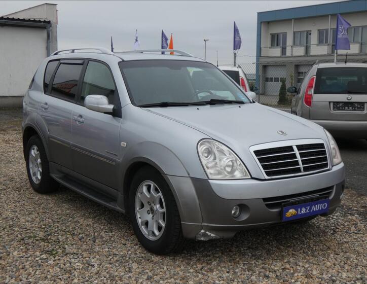 SsangYong Rexton 3