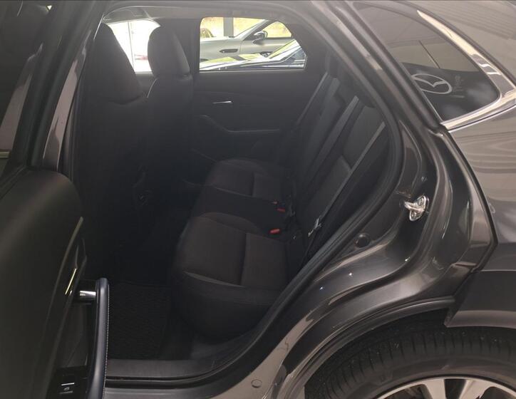 Mazda CX-30 6