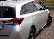 Toyota Auris 10