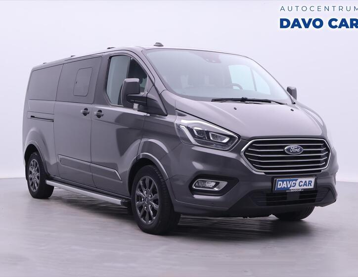 Ford Tourneo Custom 1