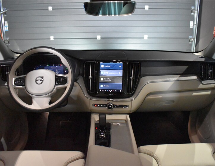 Volvo XC60 13