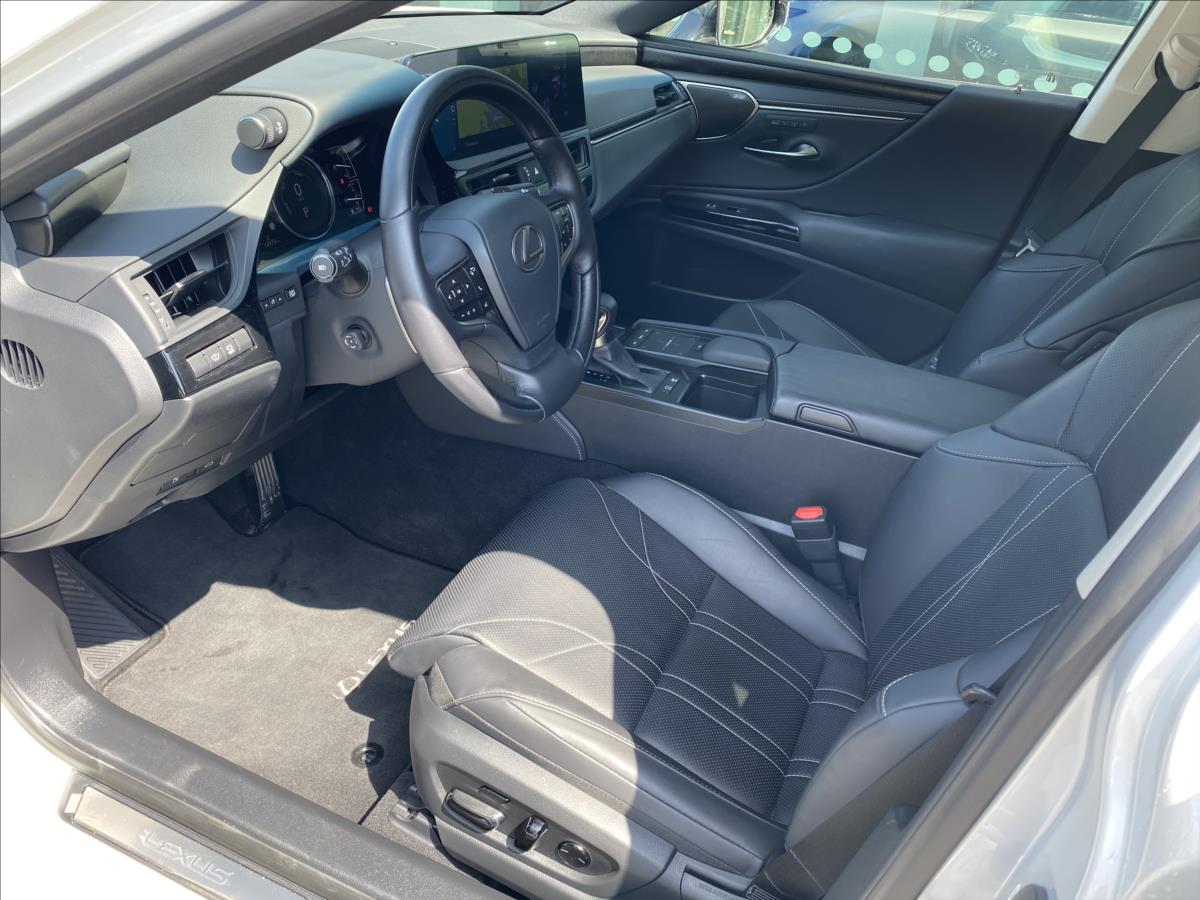 Lexus ES 300h
