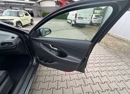 Hyundai i30 17