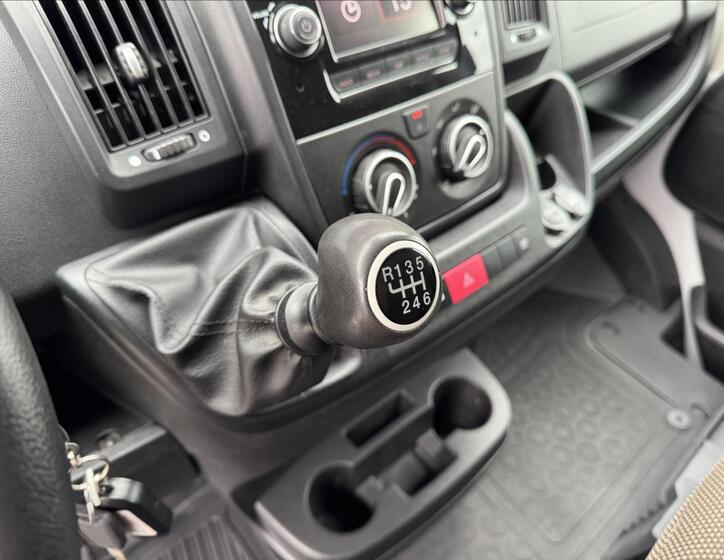 Peugeot Boxer 28