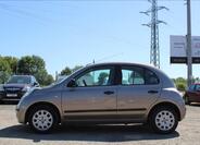 Nissan Micra 8