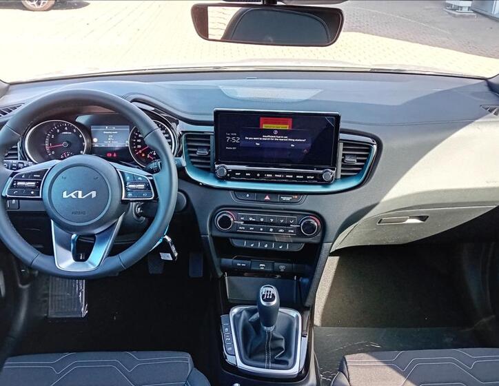 KIA Ceed 10