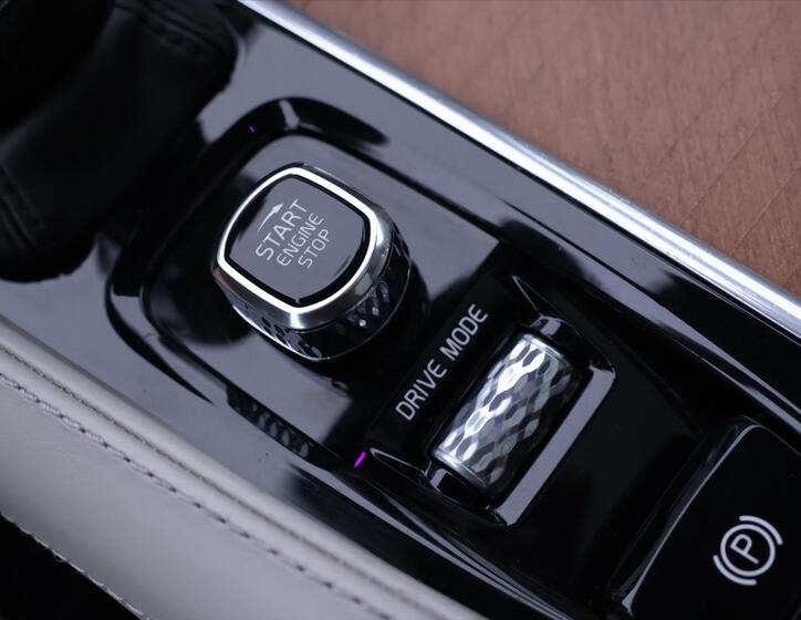 Volvo XC90 32