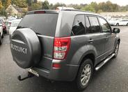Suzuki Grand Vitara 5