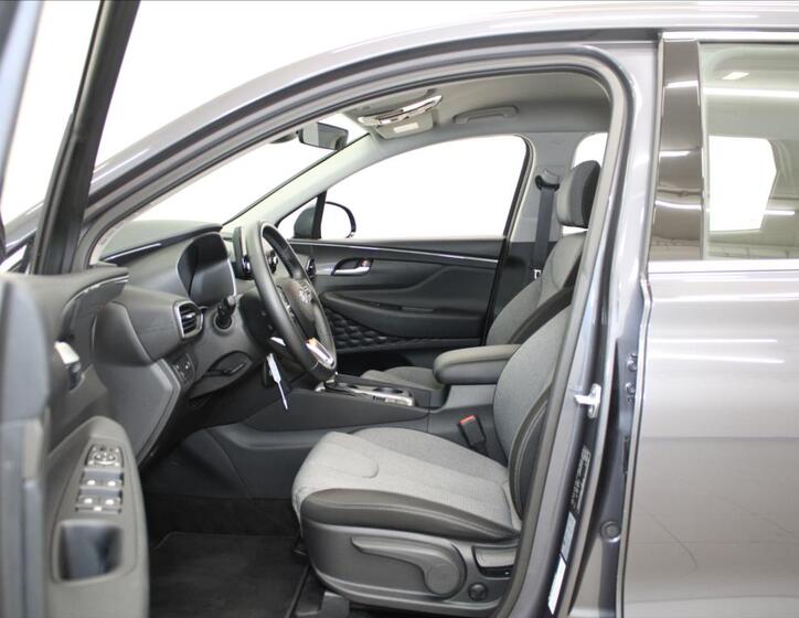 Hyundai Santa Fe 6