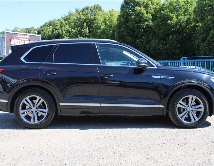Volkswagen Touareg 4