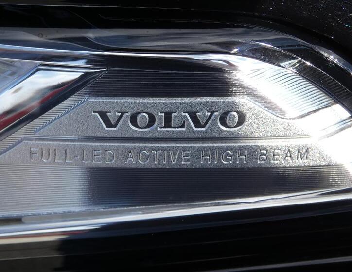 Volvo XC90 25