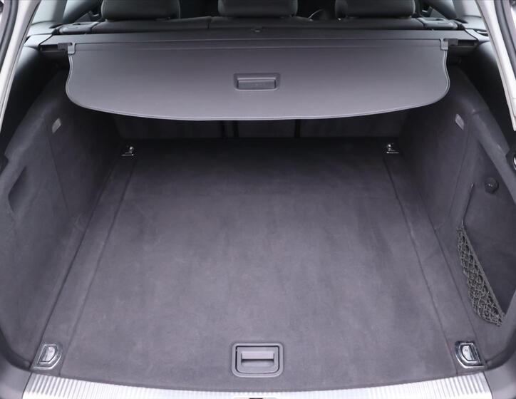 Audi A4 10