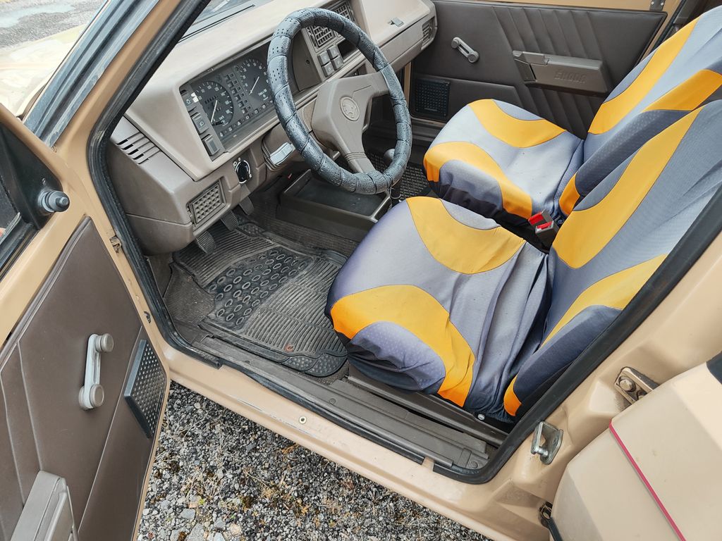 Škoda Favorit