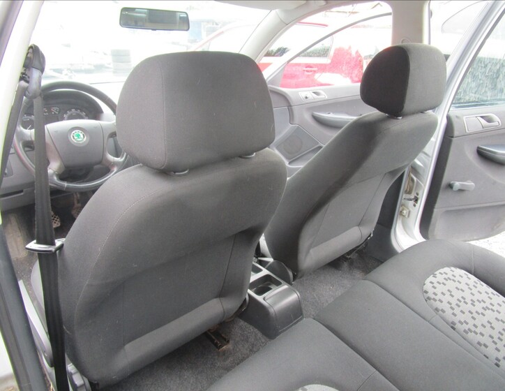 Škoda Fabia 24