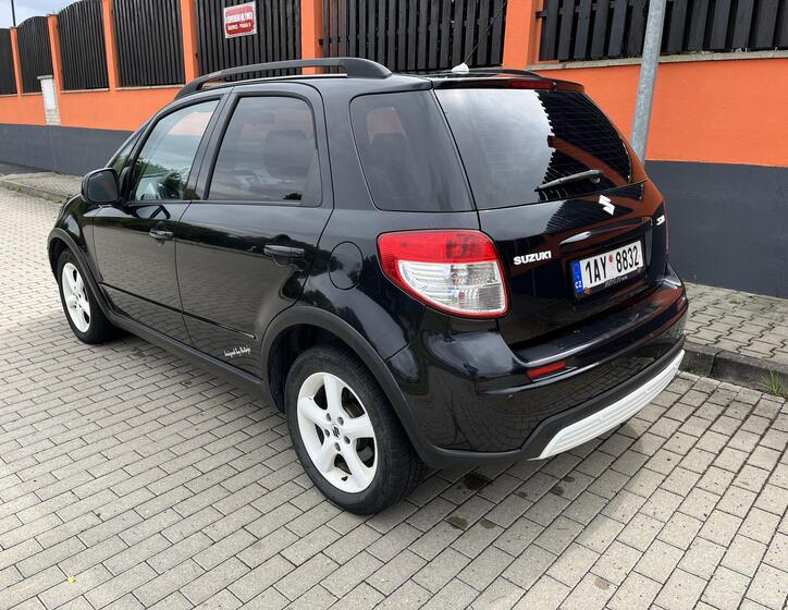 Suzuki SX4 7