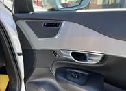 Volvo XC90 28