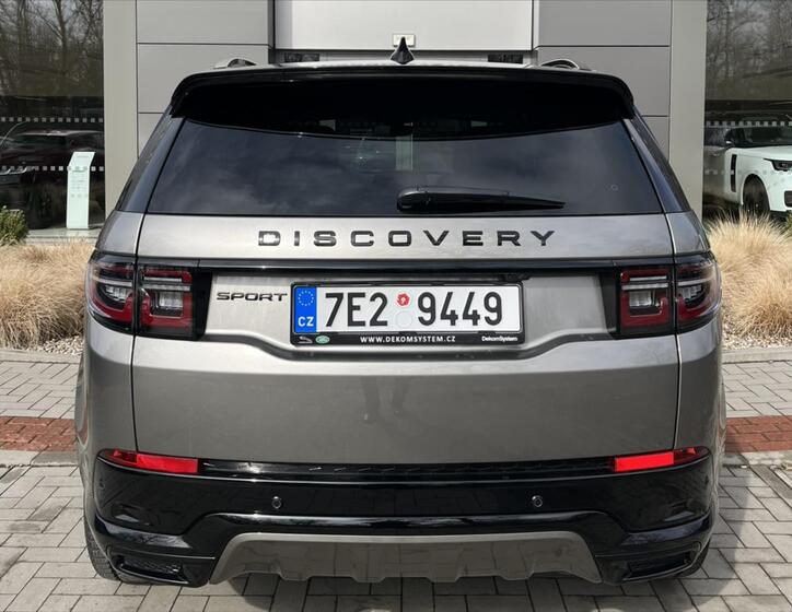 Land Rover Discovery Sport 6