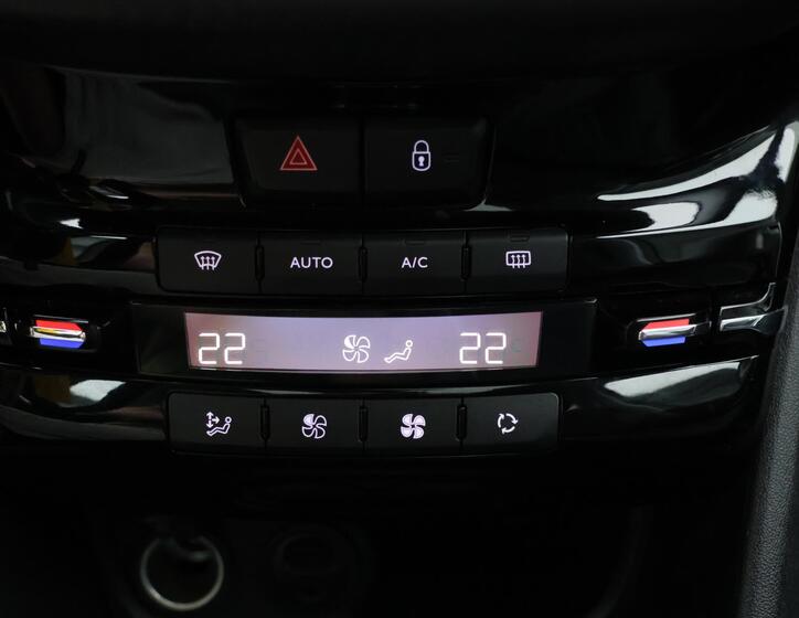 Peugeot 2008 26