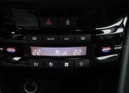 Peugeot 2008 26