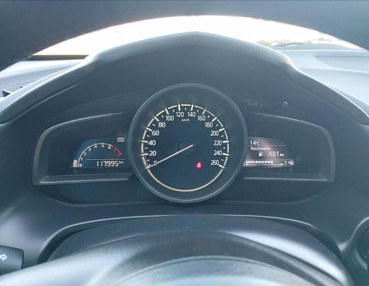 Mazda 3 11