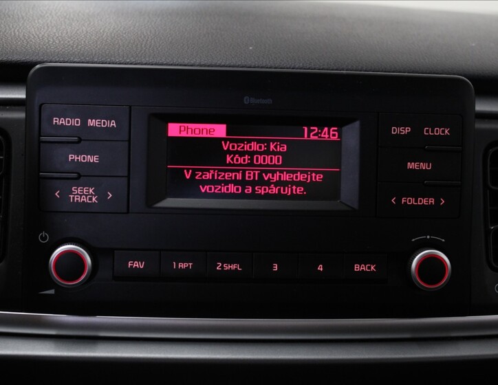 KIA Rio 10