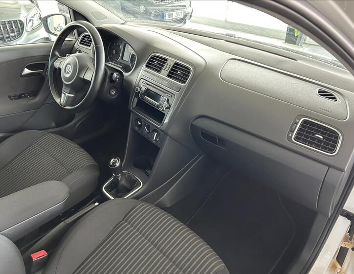 Volkswagen Polo 9