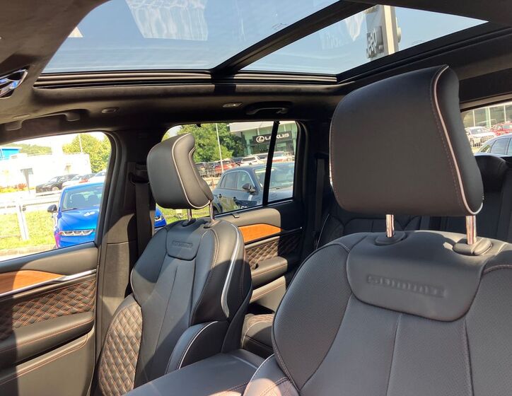 Jeep Grand Cherokee 29