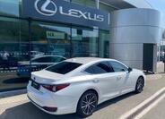 Lexus ES 300h 5