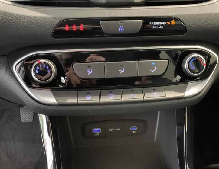 Hyundai i30 34