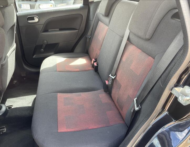 Ford Fiesta 23