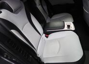 Toyota Prius 13