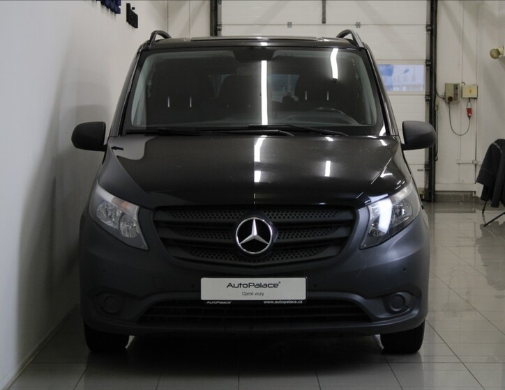 Mercedes-Benz Vito 2