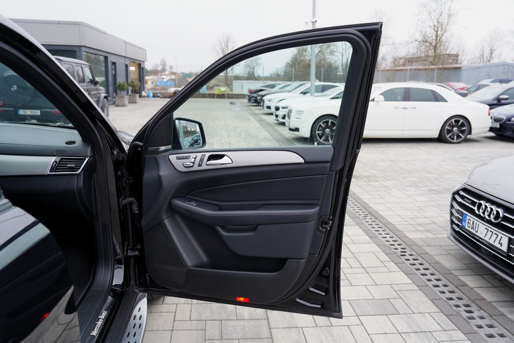 Mercedes-Benz GLS