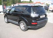 Mitsubishi Outlander 4