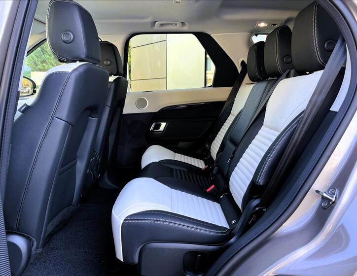 Land Rover Discovery 34