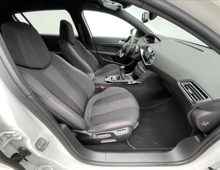 Peugeot 308 17