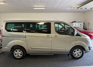 Ford Tourneo Custom 4