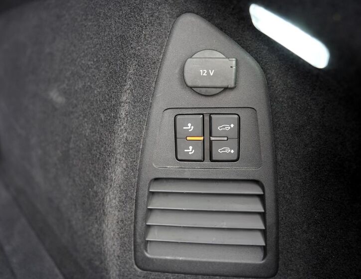 Volkswagen Touareg 14
