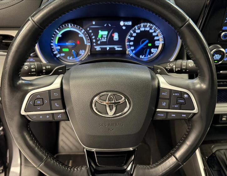 Toyota Highlander 16