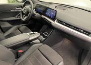 BMW iX1 8