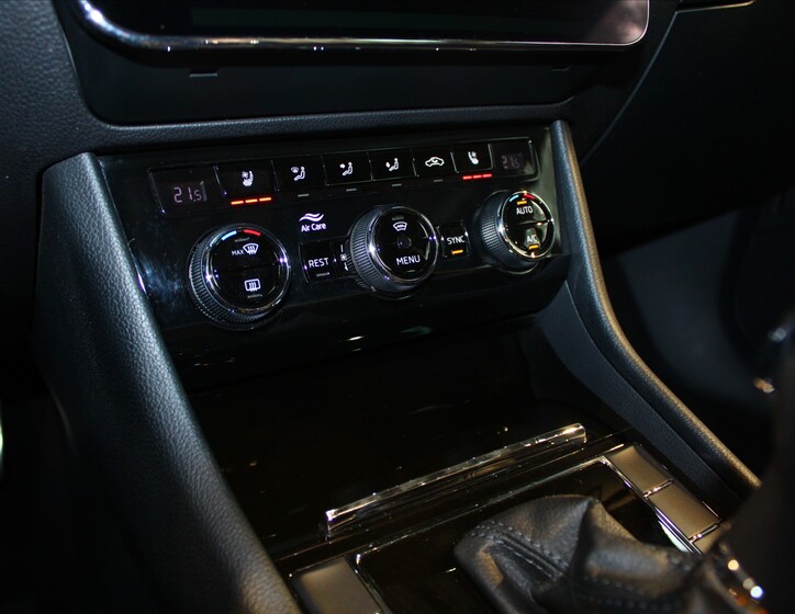 Škoda Superb 31
