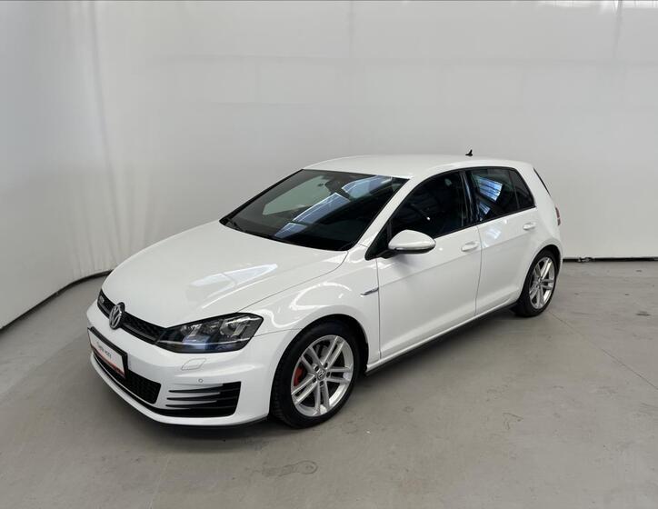 Volkswagen Golf 1