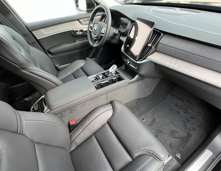 Volvo XC90 20