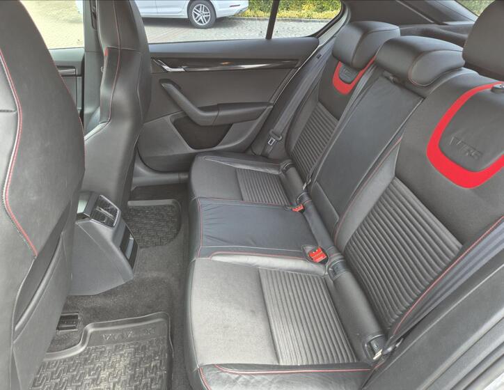 Škoda Octavia 15