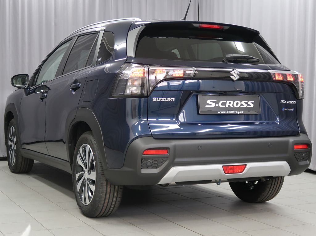 Suzuki S-Cross