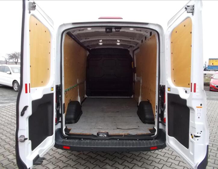 Ford Transit 13