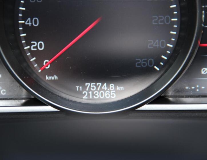 Volvo V40 35