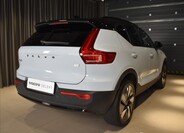 Volvo XC40 4
