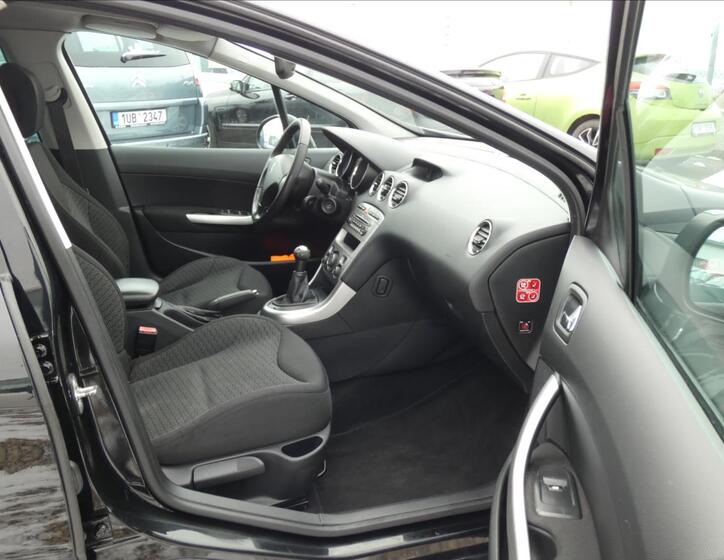 Peugeot 308 9