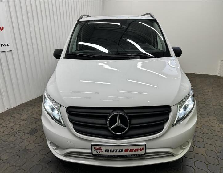 Mercedes-Benz Vito 13